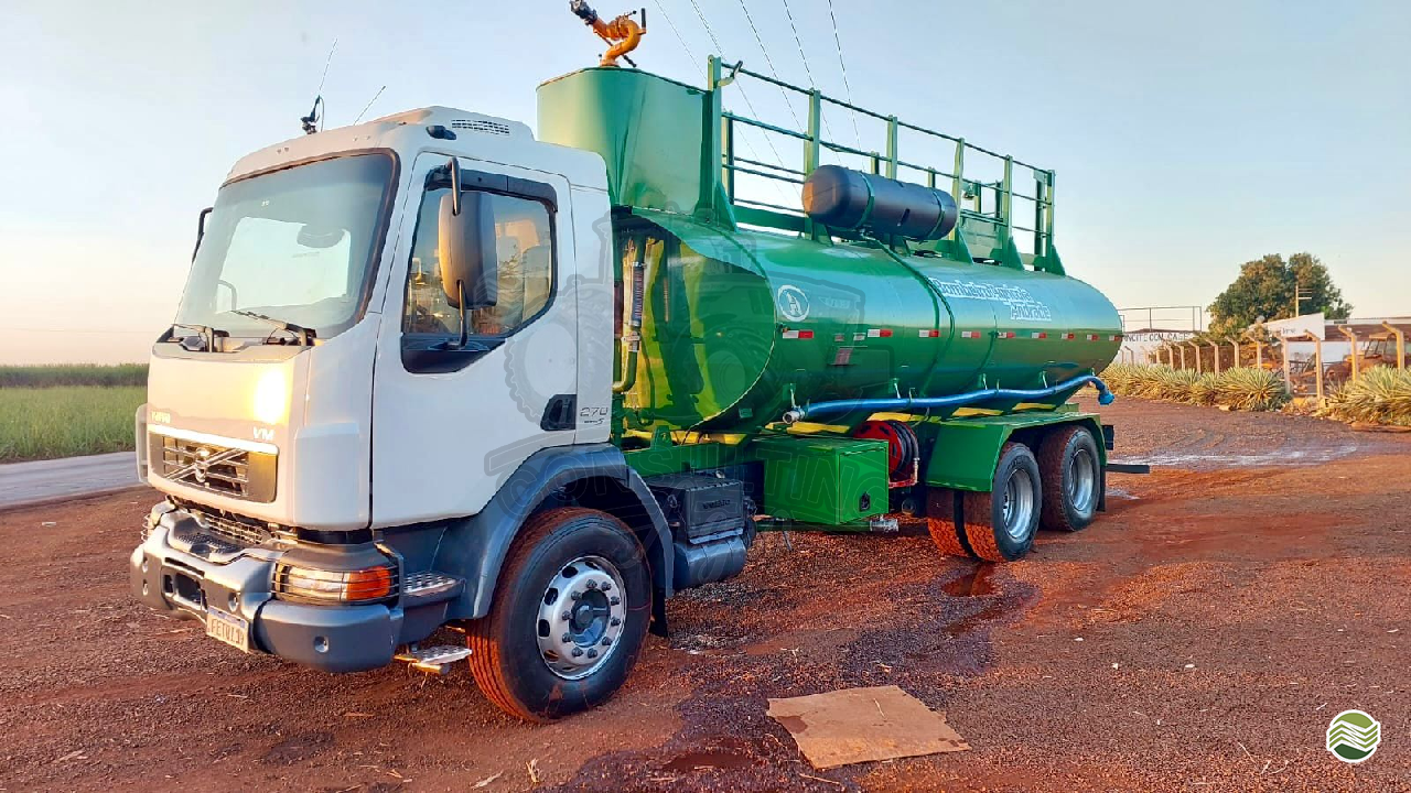 CAMINHAO VOLVO VOLVO VM 270 Bombeiro Consulting Agro ITUVERAVA SÃO PAULO SP